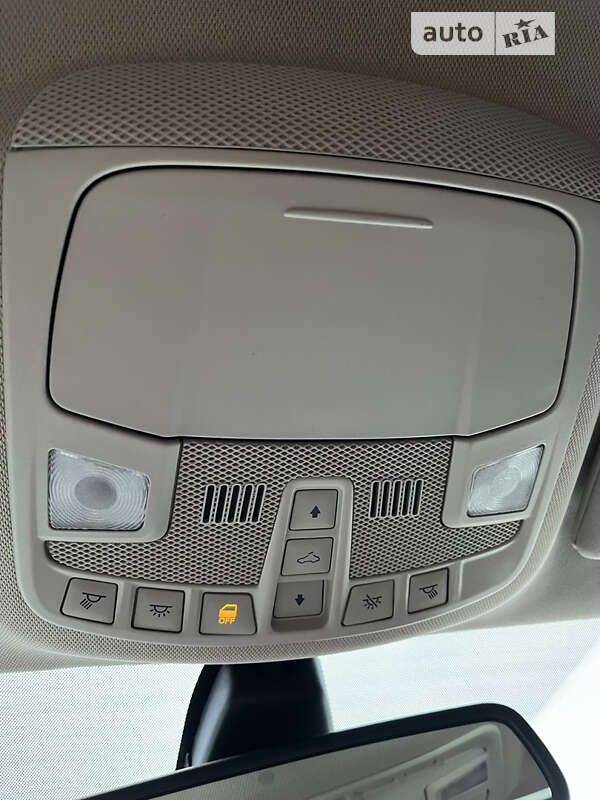 Седан Ford Fusion 2015 в Києві