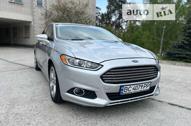 Седан Ford Fusion 2014 в Нетешине