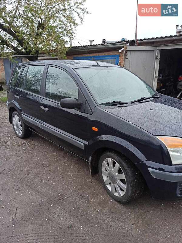 Хэтчбек Ford Fusion 2007 в Калиновке