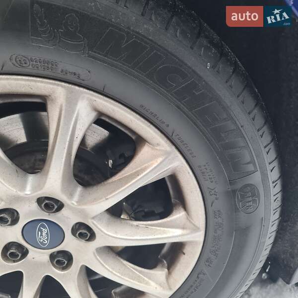 Седан Ford Fusion 2014 в Киеве