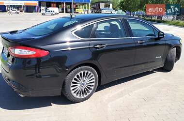 Седан Ford Fusion 2013 в Сумах