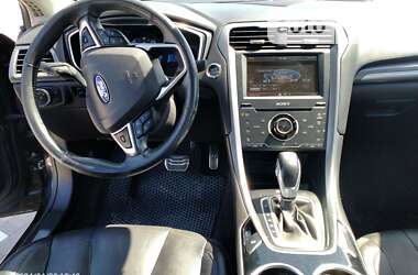 Седан Ford Fusion 2013 в Сумах