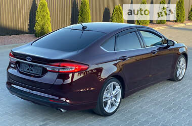 Седан Ford Fusion 2016 в Тернополі