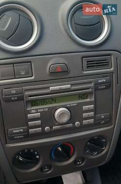 Хетчбек Ford Fusion 2009 в 