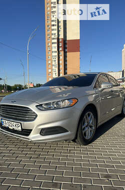 Седан Ford Fusion 2015 в Киеве