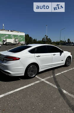 Седан Ford Fusion 2016 в Одессе