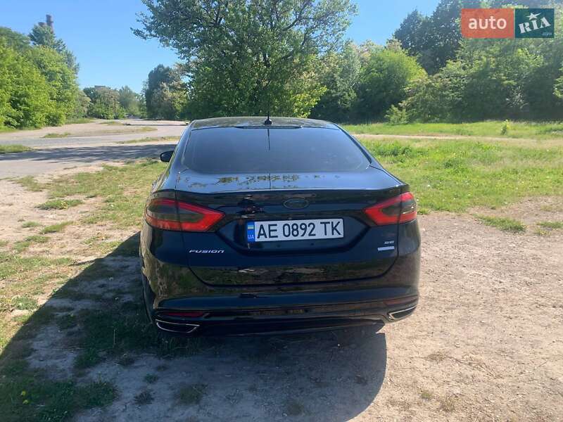 Седан Ford Fusion 2016 в Днепре