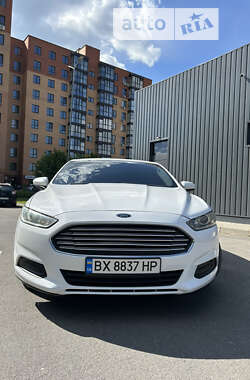 Седан Ford Fusion 2013 в Каменец-Подольском