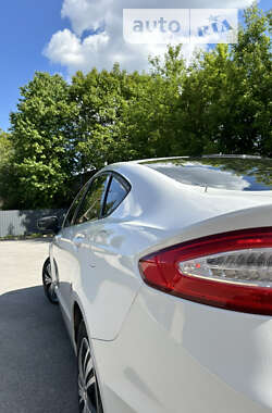 Седан Ford Fusion 2013 в Кам'янець-Подільському