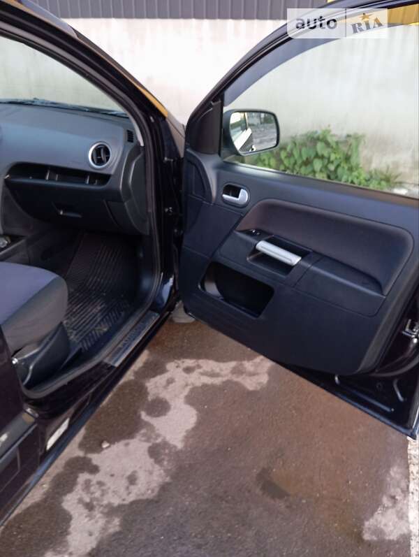 Хэтчбек Ford Fusion 2010 в Нежине фото 13 Хэтчбек Ford Fusion 2010 в Нежине