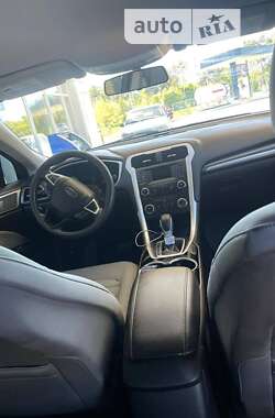 Седан Ford Fusion 2014 в Борисполі