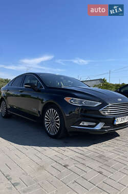 Седан Ford Fusion 2018 в 