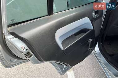 Хэтчбек Ford Fusion 2005 в Виннице