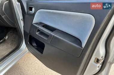 Хэтчбек Ford Fusion 2005 в Виннице