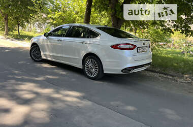 Седан Ford Fusion 2015 в Первомайске