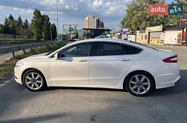 Седан Ford Fusion 2015 в Києві