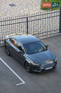 Седан Ford Fusion 2017 в 