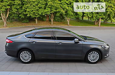 Седан Ford Fusion 2015 в Кременчуге