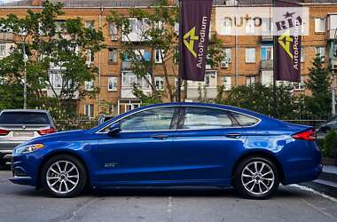 Седан Ford Fusion 2017 в Києві