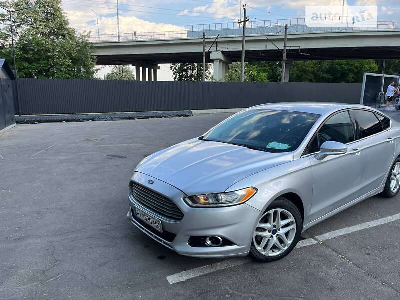 Ford Fusion 2015