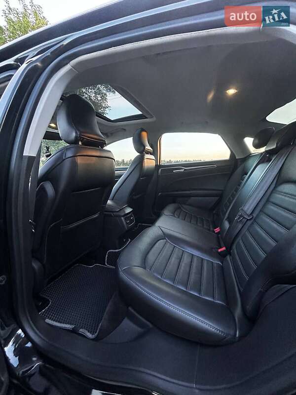 Седан Ford Fusion 2014 в Городке