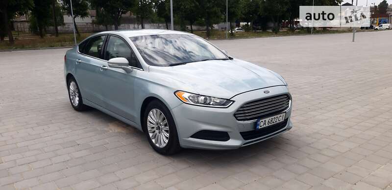 Седан Ford Fusion 2014 в Черкассах