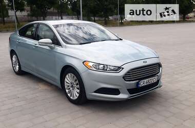 Седан Ford Fusion 2014 в Черкассах