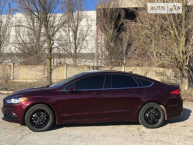 Седан Ford Fusion 2016 в Кривому Розі