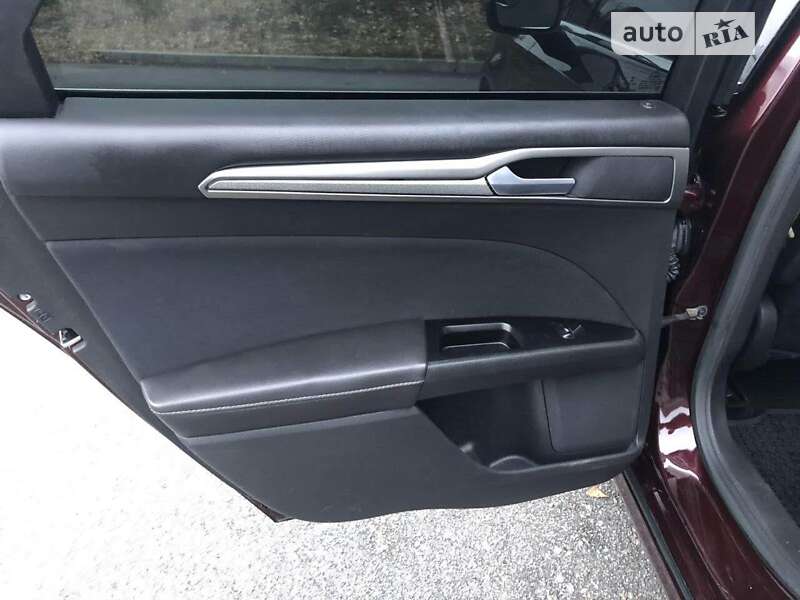 Седан Ford Fusion 2016 в Кривому Розі