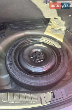 Седан Ford Fusion 2013 в 
