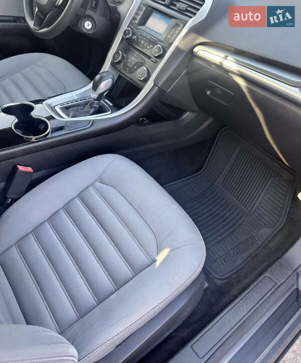 Седан Ford Fusion 2013 в Черкассах