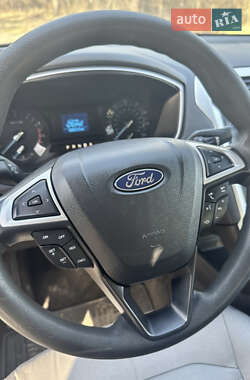 Седан Ford Fusion 2013 в 