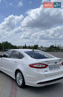 Седан Ford Fusion 2014 в Харкові