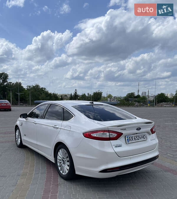 Седан Ford Fusion 2014 в Харькове