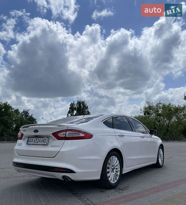 Седан Ford Fusion 2014 в Харькове