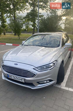 Седан Ford Fusion 2017 в 