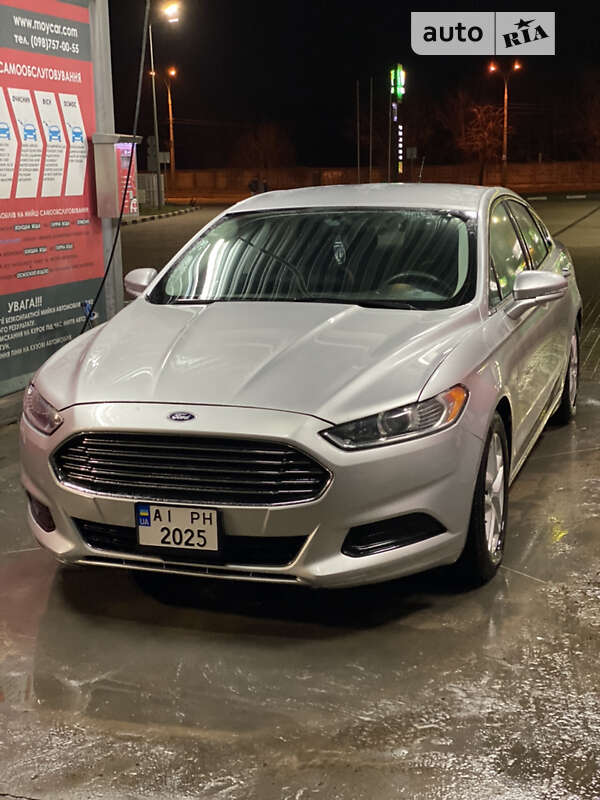 Ford Fusion 2015