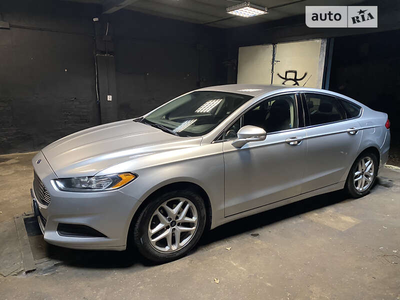 Седан Ford Fusion 2015 в Тростянце фото 9 Седан Ford Fusion 2015 в Тростянце