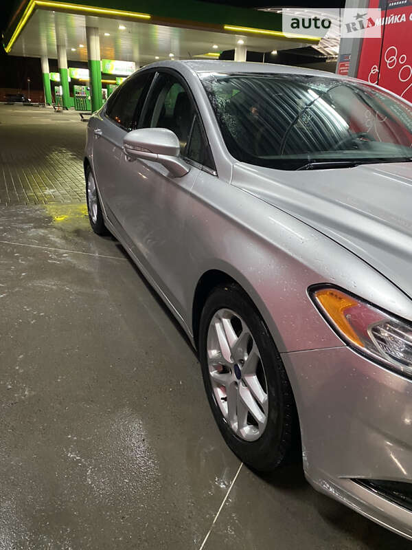 Седан Ford Fusion 2015 в Тростянце фото 25 Седан Ford Fusion 2015 в Тростянце