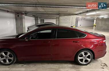 Седан Ford Fusion 2014 в 