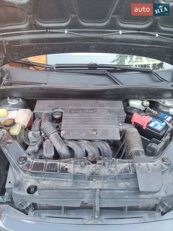 Хэтчбек Ford Fusion 2006 в Нетешине фото 15 Хэтчбек Ford Fusion 2006 в Нетешине