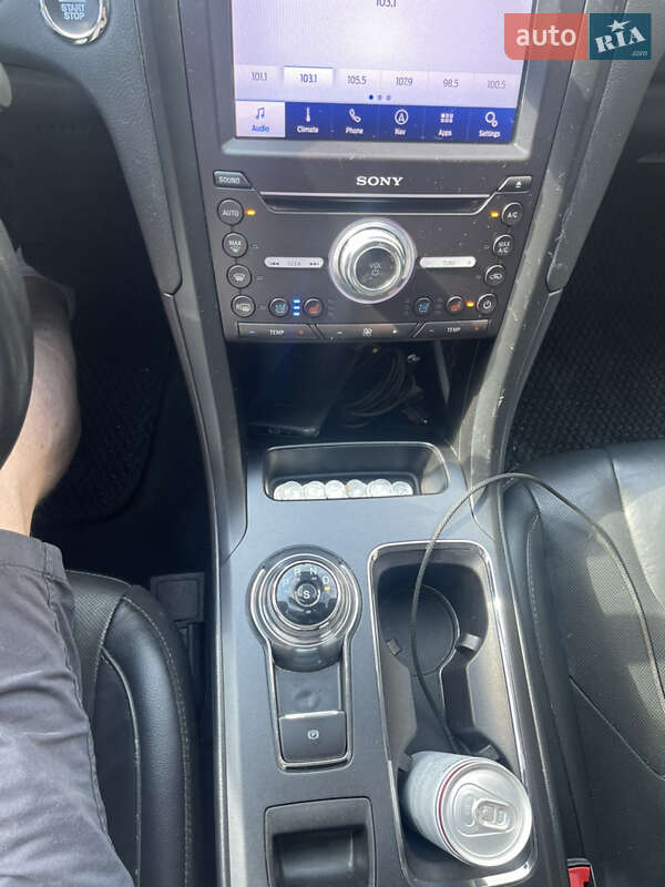 Седан Ford Fusion 2019 в Києві