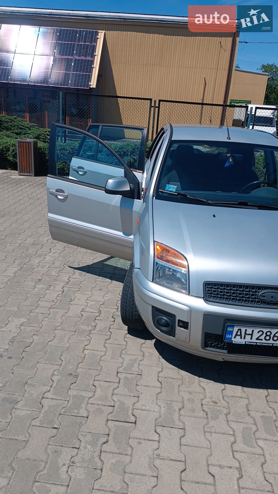 2010 Ford Fusion - мініатюра 11