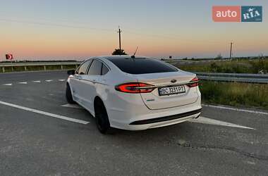 Седан Ford Fusion 2017 в Львові