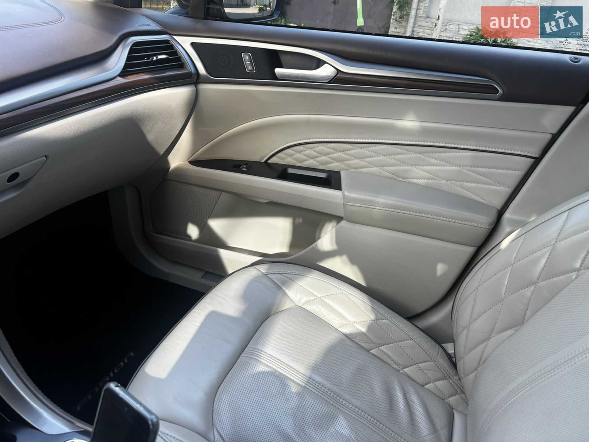 2016 Ford Fusion - мініатюра 8