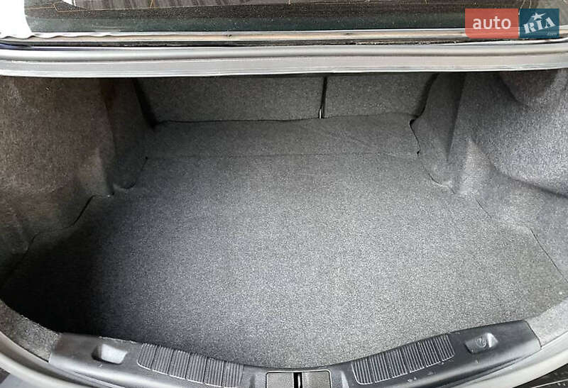 Седан Ford Fusion 2019 в Черкасах