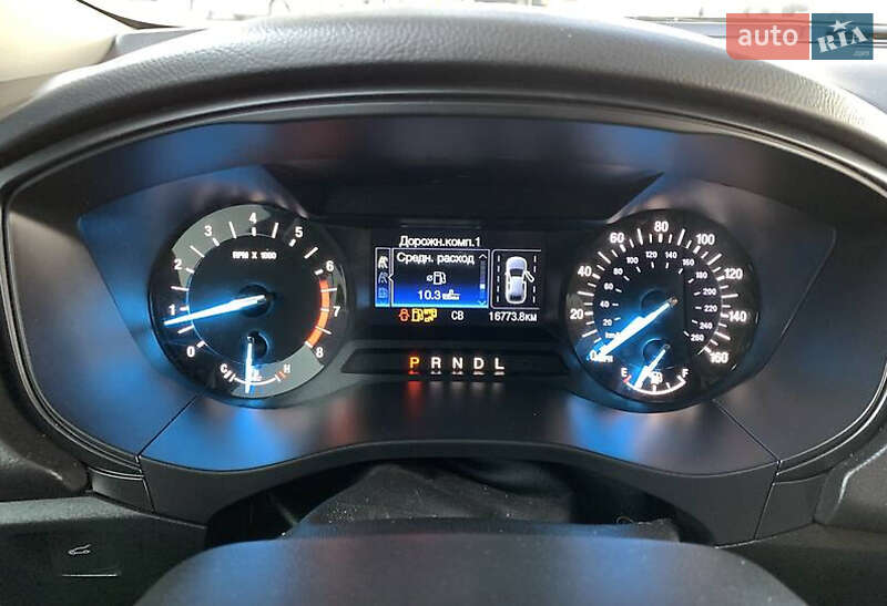 Седан Ford Fusion 2019 в Черкасах