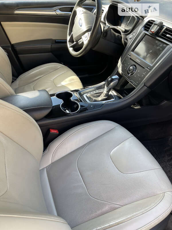 Седан Ford Fusion 2014 в Тернополе