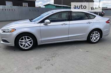 Седан Ford Fusion 2015 в Петропавловской Борщаговке