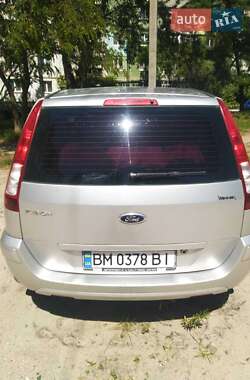 Хэтчбек Ford Fusion 2012 в 